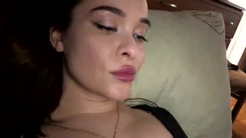 Snapshot of magggg658318 chatting on 27, 3, 2026 magggg658318 online show from 27, 3, 2026