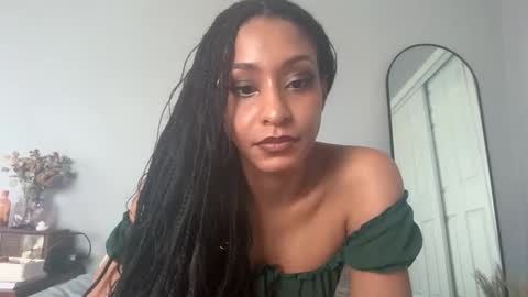 maggie_linnn online show from 18, 2, 2026