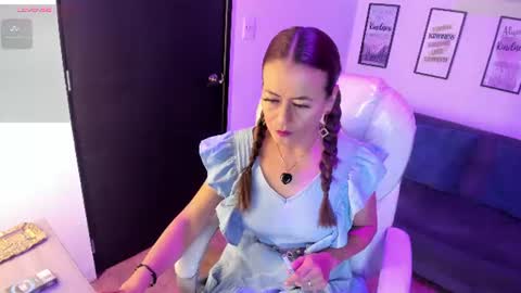Maghenta-MS mature online show from 13, 6, 2026
