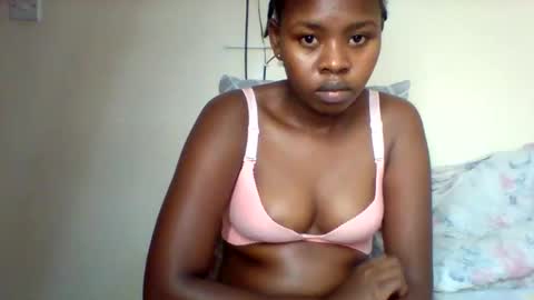 Snapshot of magic_bliss chatting on 3, 11, 2025 Bliss online show from 3, 11, 2025