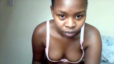 Snapshot of magic_bliss chatting on 5, 11, 2025 Bliss online show from 5, 11, 2025