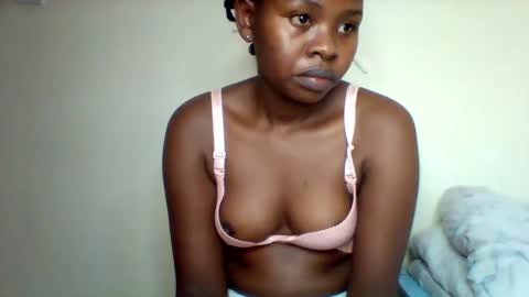 Snapshot of magic_bliss chatting on 10, 11, 2025 Bliss online show from 10, 11, 2025