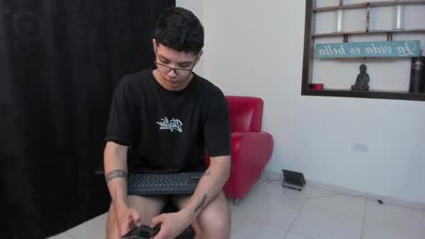 Snapshot of magic_boy01 chatting on 7, 12, 2024 Damian Rivers online show from 7, 12, 2024