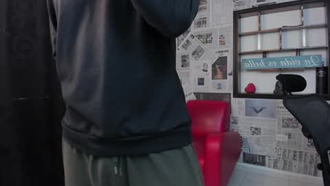 Snapshot of magic_boy01 chatting on 19, 12, 2024 Damian Rivers online show from 19, 12, 2024