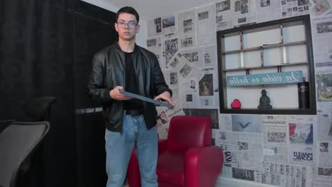 Snapshot of magic_boy01 chatting on 23, 12, 2024 Damian Rivers online show from 23, 12, 2024