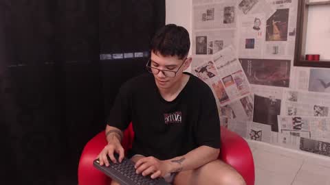 Snapshot of magic_boy01 chatting on 31, 1, 2025 Damian Rivers online show from 31, 1, 2025