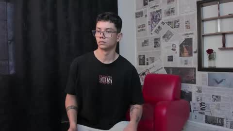 Snapshot of magic_boy01 chatting on 22, 2, 2025 Damian Rivers online show from 22, 2, 2025