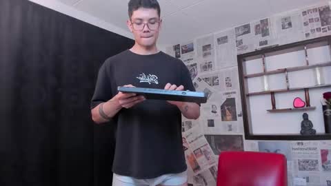 Snapshot of magic_boy01 chatting on 6, 3, 2025 Damian Rivers online show from 6, 3, 2025