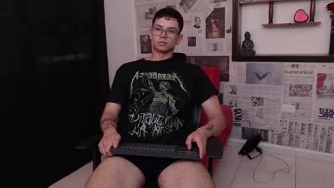 Snapshot of magic_boy01 chatting on 10, 3, 2025 Damian Rivers online show from 10, 3, 2025