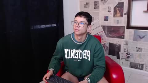 Snapshot of magic_boy01 chatting on 19, 9, 2025 Damian Rivers online show from 19, 9, 2025