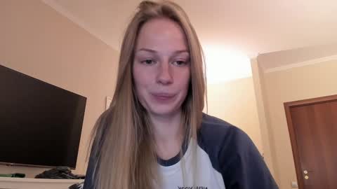Snapshot of magic_couple13 chatting on 6, 12, 2024 Alice online show from 6, 12, 2024