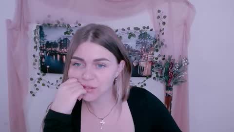 magic_katarina_ online show from 18, 11, 2025