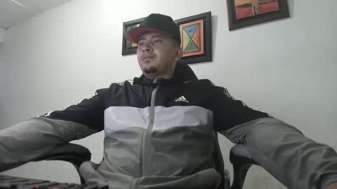 magic_milk23 online show from 18, 9, 2025