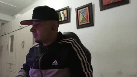 magic_milk23 online show from 25, 9, 2025