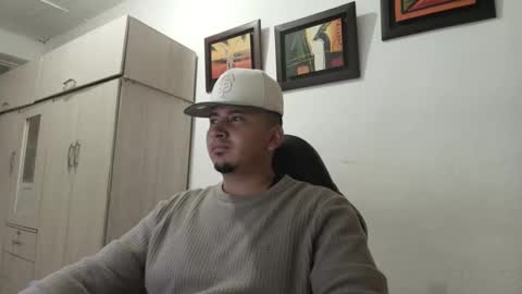 magic_milk23 online show from 2, 10, 2025