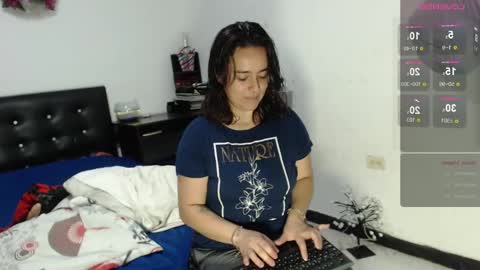 Snapshot of magic_stephany_ chatting on 16, 12, 2024 Stephany online show from 16, 12, 2024