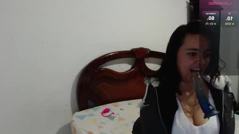 Snapshot of magic_stephany_ chatting on 25, 1, 2025 Stephany online show from 25, 1, 2025