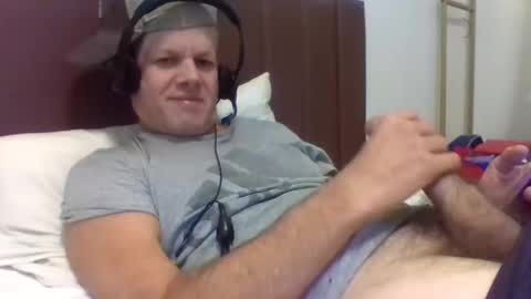 Snapshot of magicalbigcock chatting on 16, 9, 2025 MagicalBigCock online show from 16, 9, 2025