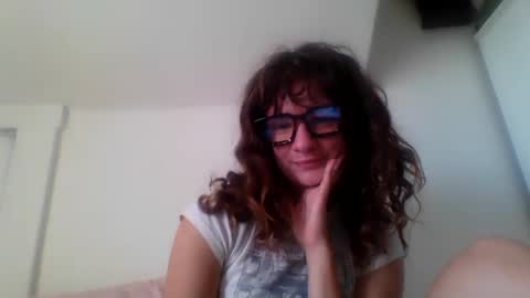 magicalmissmolly online show from 6, 10, 2025