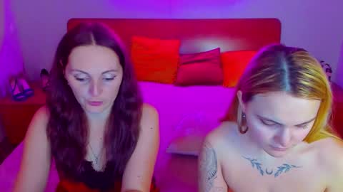 Lili and Bella online show from 28, 12, 2024