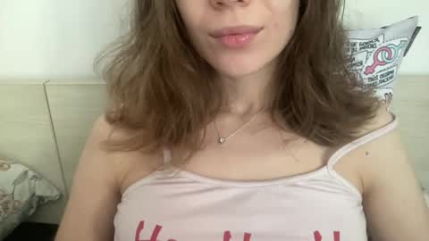 magicgirl50053 online show from 24, 4, 2026