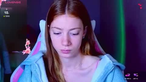 Snapshot of magicladyy chatting on 15, 12, 2025 Angel online show from 15, 12, 2025