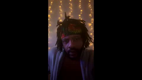 Snapshot of magicman1385 chatting on 6, 2, 2026 magicman1385 online show from 6, 2, 2026