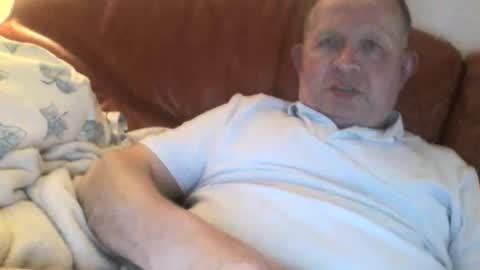 Snapshot of magicman250 chatting on 21, 4, 2026 magicman250 online show from 21, 4, 2026