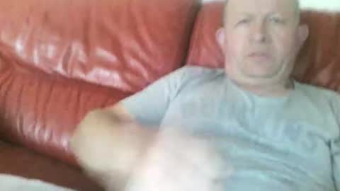 Snapshot of magicman250 chatting on 28, 4, 2026 magicman250 online show from 28, 4, 2026