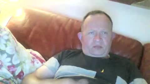 Snapshot of magicman250 chatting on 30, 4, 2026 magicman250 online show from 30, 4, 2026