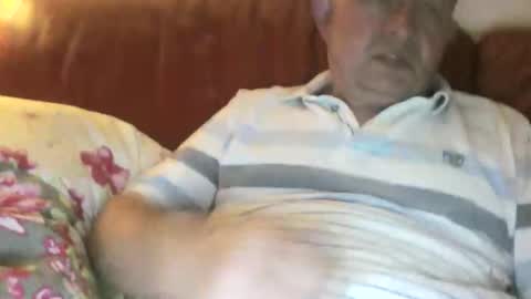 Snapshot of magicman250 chatting on 8, 5, 2026 magicman250 online show from 8, 5, 2026