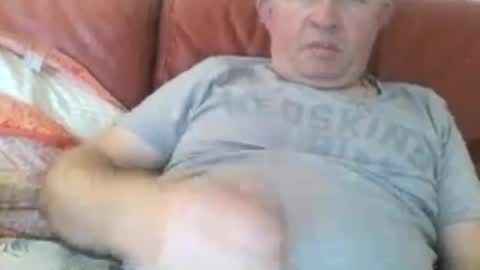 Snapshot of magicman250 chatting on 4, 7, 2026 magicman250 online show from 4, 7, 2026