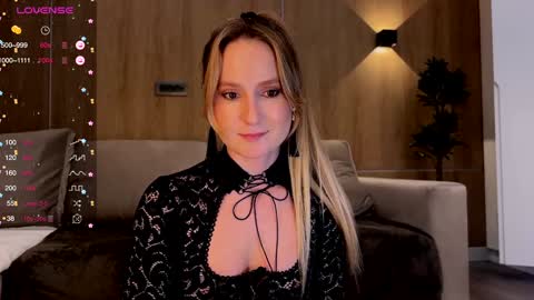 magicpeaach online show from 30, 1, 2025