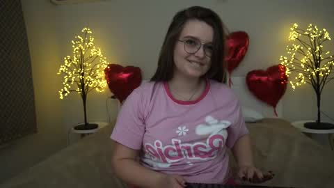Emily online show from 28, 2, 2025