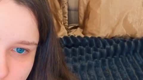 Emily online show from 1, 5, 2026