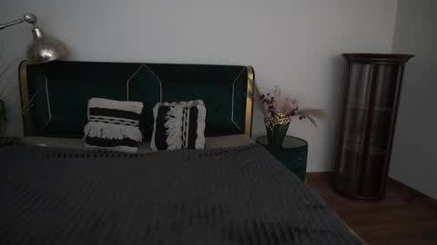 Emily online show from 1, 6, 2026