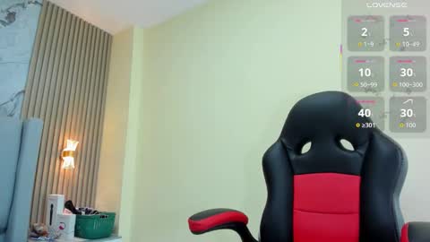 Snapshot of magievans1 chatting on 16, 9, 2025 magievans1 online show from 16, 9, 2025