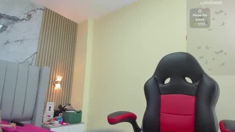 Snapshot of magievans1 chatting on 23, 9, 2025 magievans1 online show from 23, 9, 2025