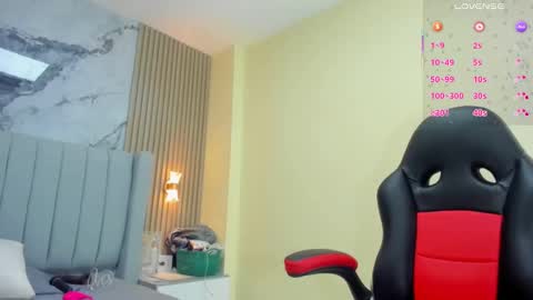 Snapshot of magievans1 chatting on 3, 10, 2025 magievans1 online show from 3, 10, 2025