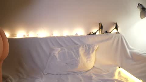 Snapshot of magnetic_ami chatting on 29, 10, 2025 Ami online show from 29, 10, 2025