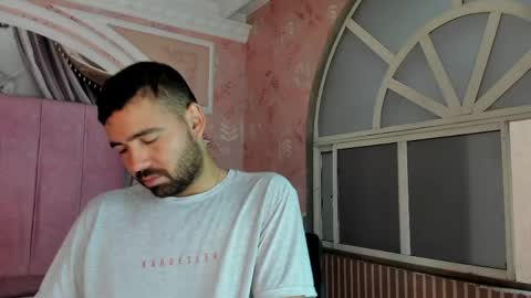 Magnus Alejo online show from 25, 5, 2026