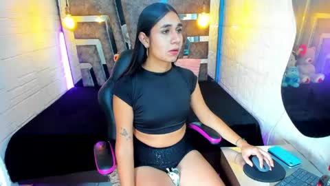mahiara hot online show from 3, 8, 2026