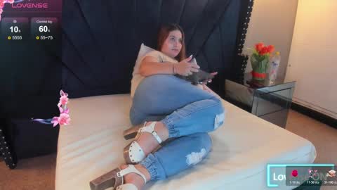 Snapshot of mahiasmith13 chatting on 20, 10, 2025 MAHIA online show from 20, 10, 2025