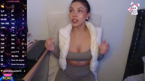    t  online show from 4, 12, 2024