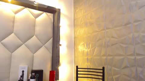 Snapshot of maiapark chatting on 12, 12, 2024 Maia  online show from 12, 12, 2024