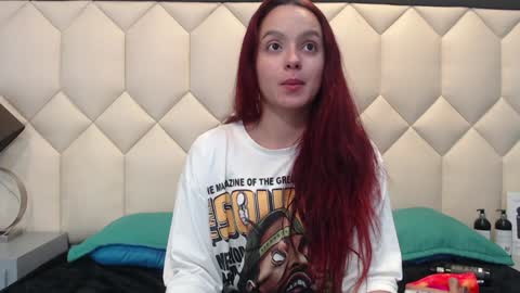 Snapshot of maiapark chatting on 2, 1, 2025 Maia  online show from 2, 1, 2025