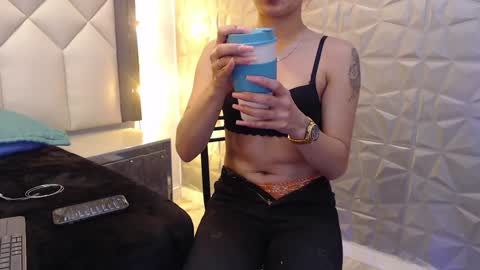 Snapshot of maiapark chatting on 26, 1, 2025 Maia  online show from 26, 1, 2025