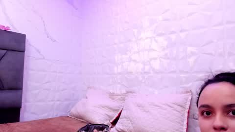 Snapshot of maiapark chatting on 22, 10, 2025 Maia  online show from 22, 10, 2025