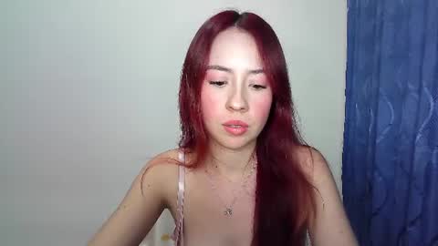 Snapshot of maiarosse_ chatting on 4, 7, 2026 MaiaRosse online show from 4, 7, 2026