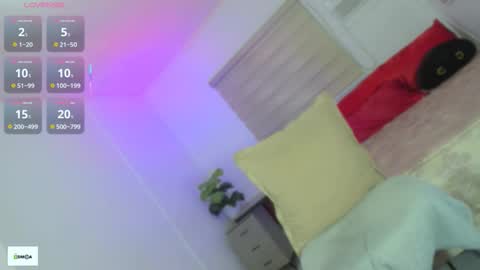 Snapshot of maiashots346 chatting on 18, 9, 2025 MAIA online show from 18, 9, 2025